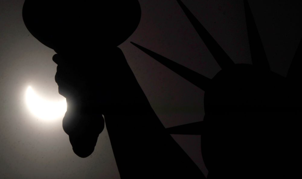 Captura-de-Pantalla-2024-04-08-a-las-18.17.15 Eclipse total de sol oscurece durante el día a México, Estados Unidos y Canadá